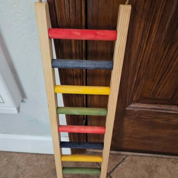 Wood Ladder for Large Birds Parrots 24" X 6" - Picture 2 of 4